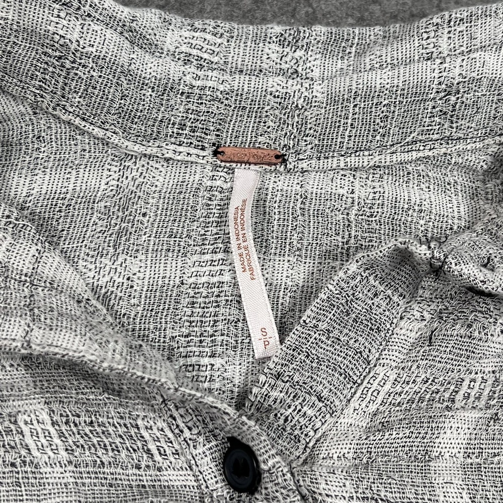 Free People Headed To The Highlands Knit Button‎ Up Shirt Women's Size Small - Picture 2 of 8